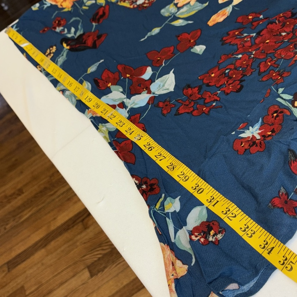 B.O.G. Collective skirt pull in elastic waist ruffled @bottom floral Sz Med NWT - Picture 2 of 9